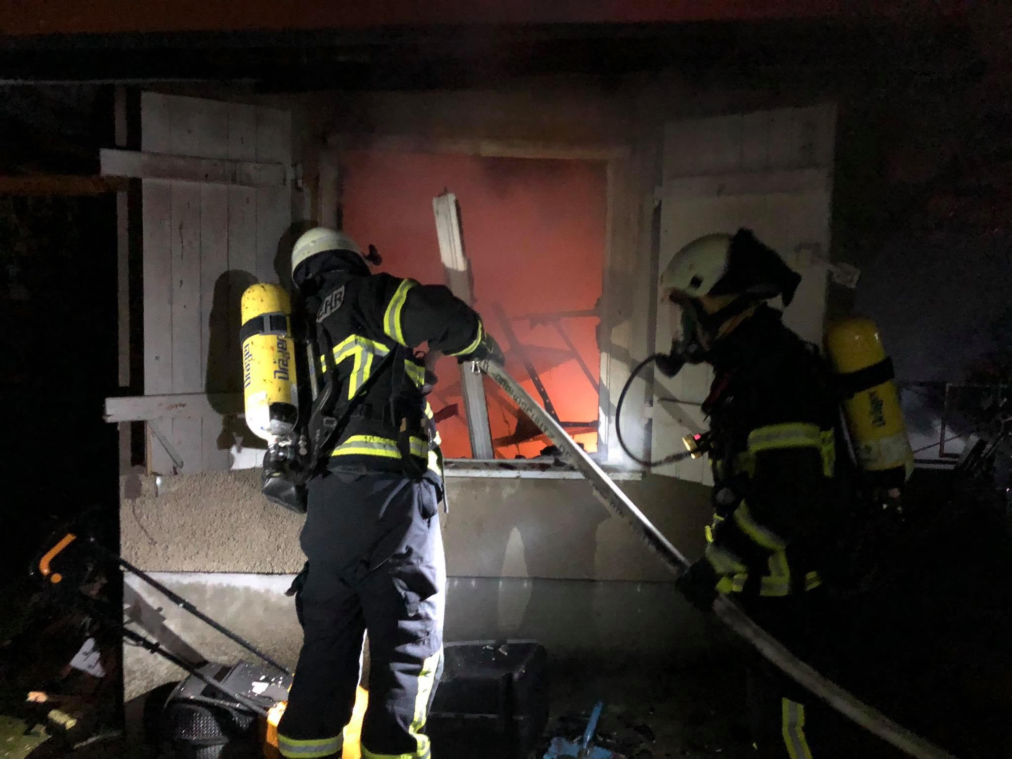 Gartenlaubenbrand / Am Cecilienstift Halberstadt
