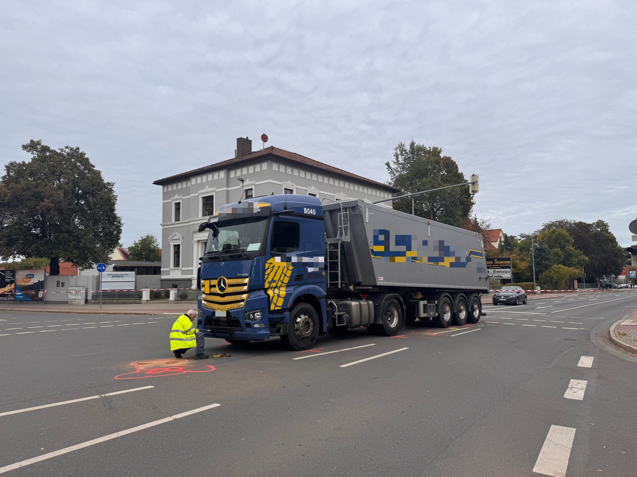 Scooter rider dies after collision with truck in Halberstadt